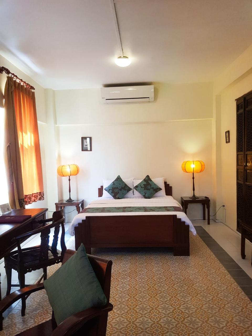 La Villa Battambang Exterior foto