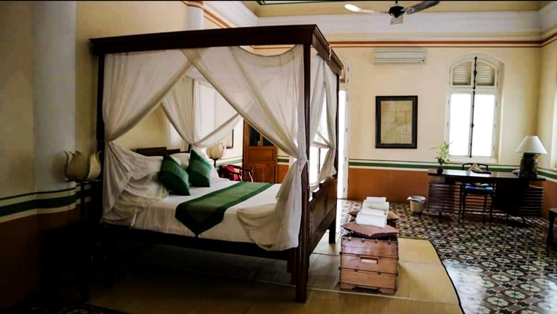 La Villa Battambang Exterior foto