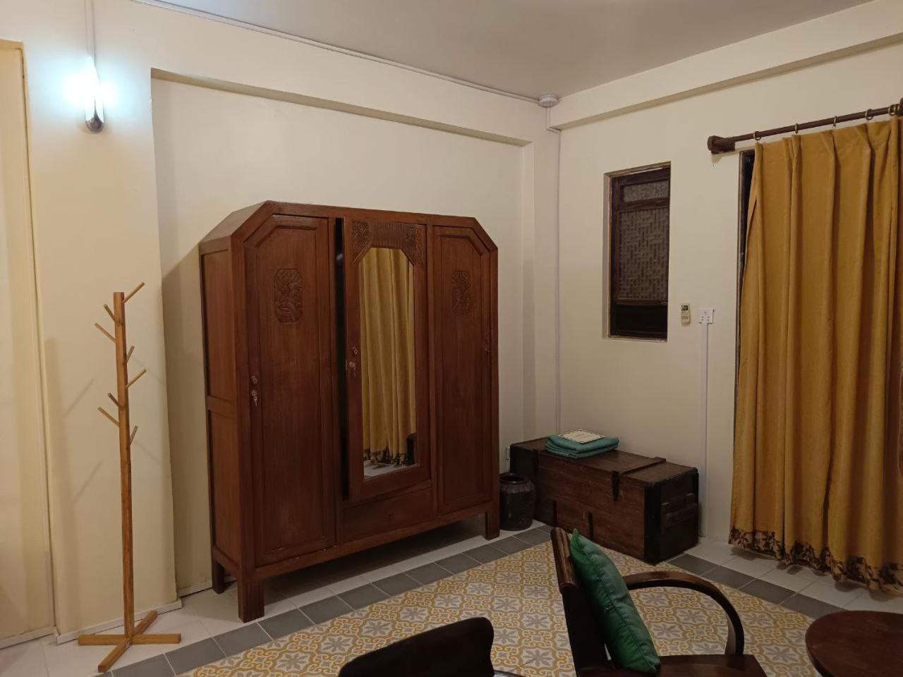 La Villa Battambang Exterior foto