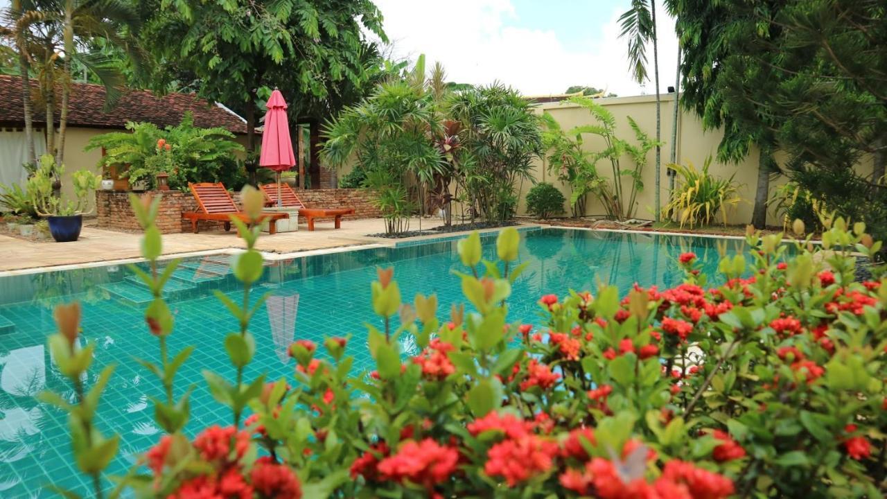 La Villa Battambang Exterior foto